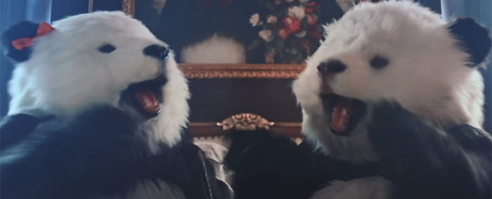 台湾无厘头床品广告：熊猫的黑眼圈，也能睡消失！