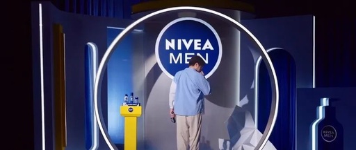 妮维雅玩起联名来，“笑”果翻倍！