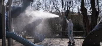 被脸书温情广告暖哭，送给戴着口罩微笑的你