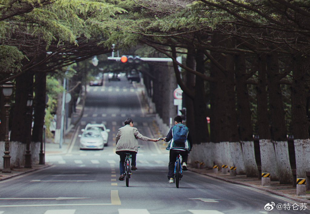 001PEs8Jly1gubdo3pnqrj617c0u07dt02 (1).jpg