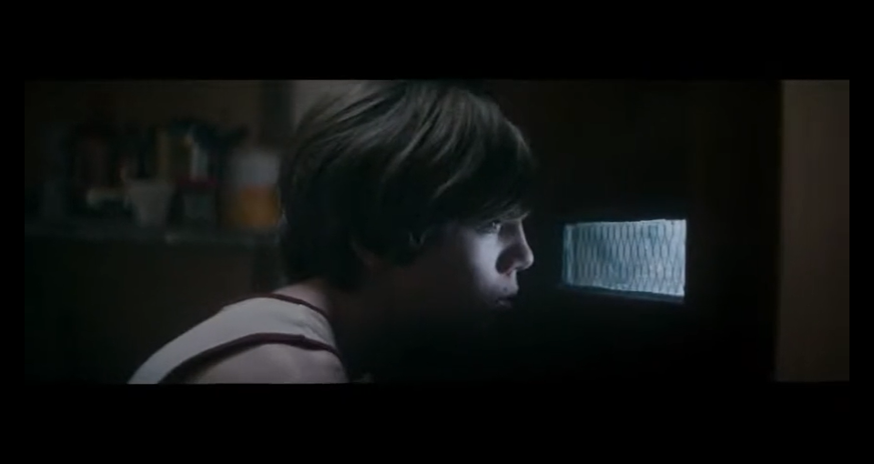 可口可乐拍了一支“鬼”广告，居然怪有爱？