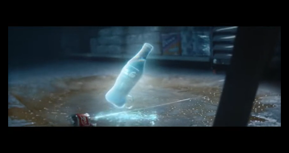 可口可乐拍了一支“鬼”广告，居然怪有爱？