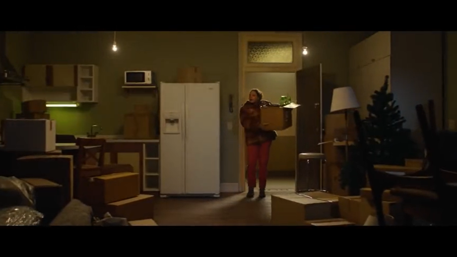 被可口可乐暖哭!用纸盒做的奇幻烟囱,邻里之间传递爱 被可口可乐暖哭!用纸盒做的奇幻烟囱,邻里之间传递爱