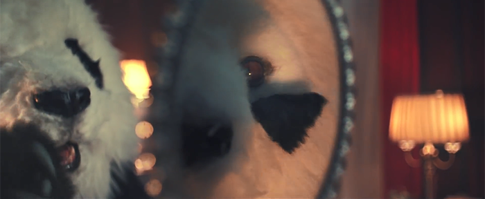 台湾无厘头床品广告：熊猫的黑眼圈，也能睡消失！