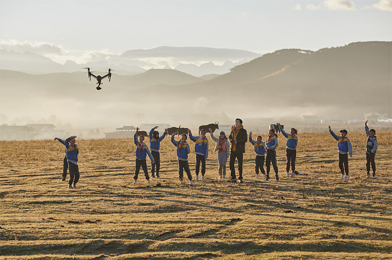 东航×胡歌:守护小女孩的飞行梦 东航×胡歌:守护小女孩的飞行梦
