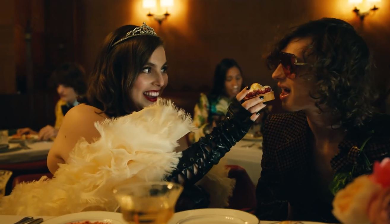 盛宴狂欢,神话再造:古驰爱的进行曲 盛宴狂欢,神话再造:古驰爱的进行曲