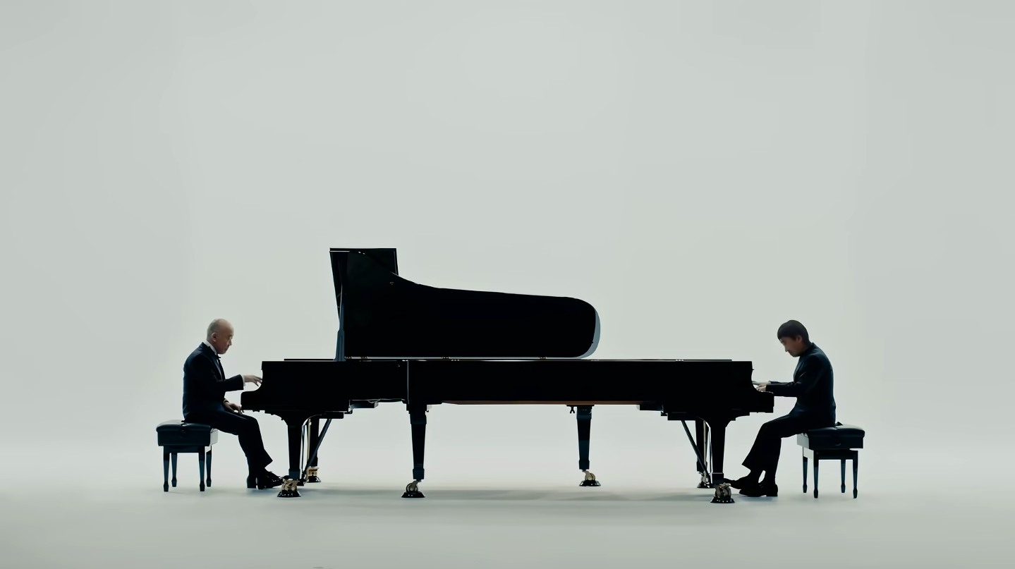 OPPO：72岁久石让×36岁久石让，双钢琴演奏《Summer》