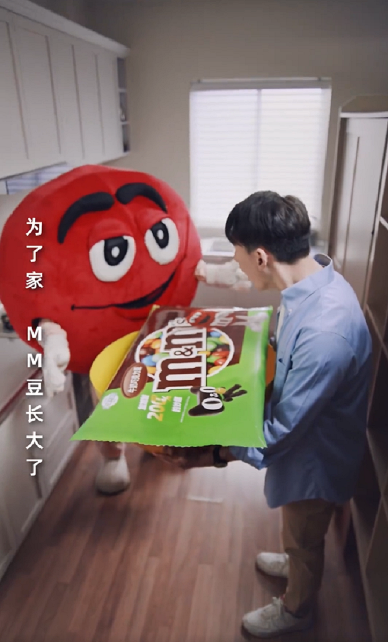 天猫超市加量节，把经典广告里的商品变大了