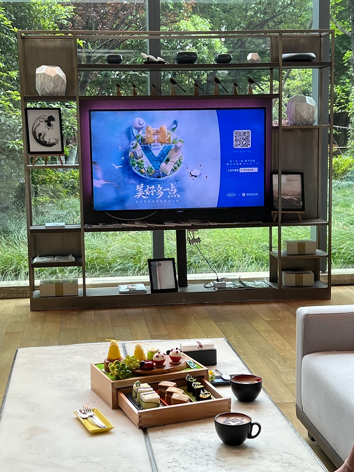 支付宝会员×万豪梦幻联动：在窗边组了个喝茶局