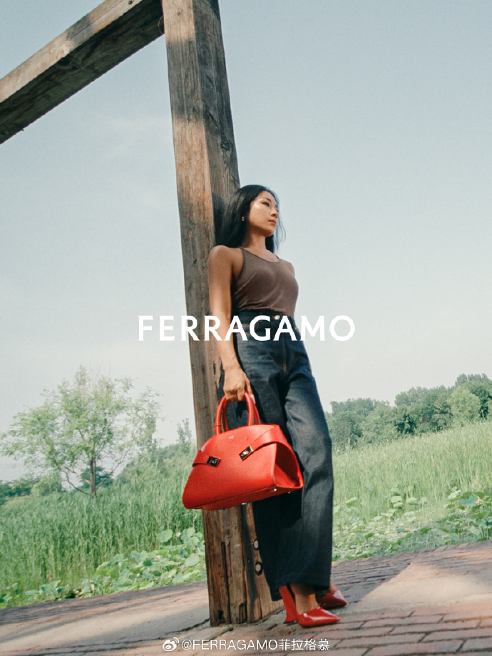 1722329333303581.jpg ad5d7d8de2be29cbfbce04959b600e31_7f280bd4gy1hs52b964rvj21901o07wh.jpg